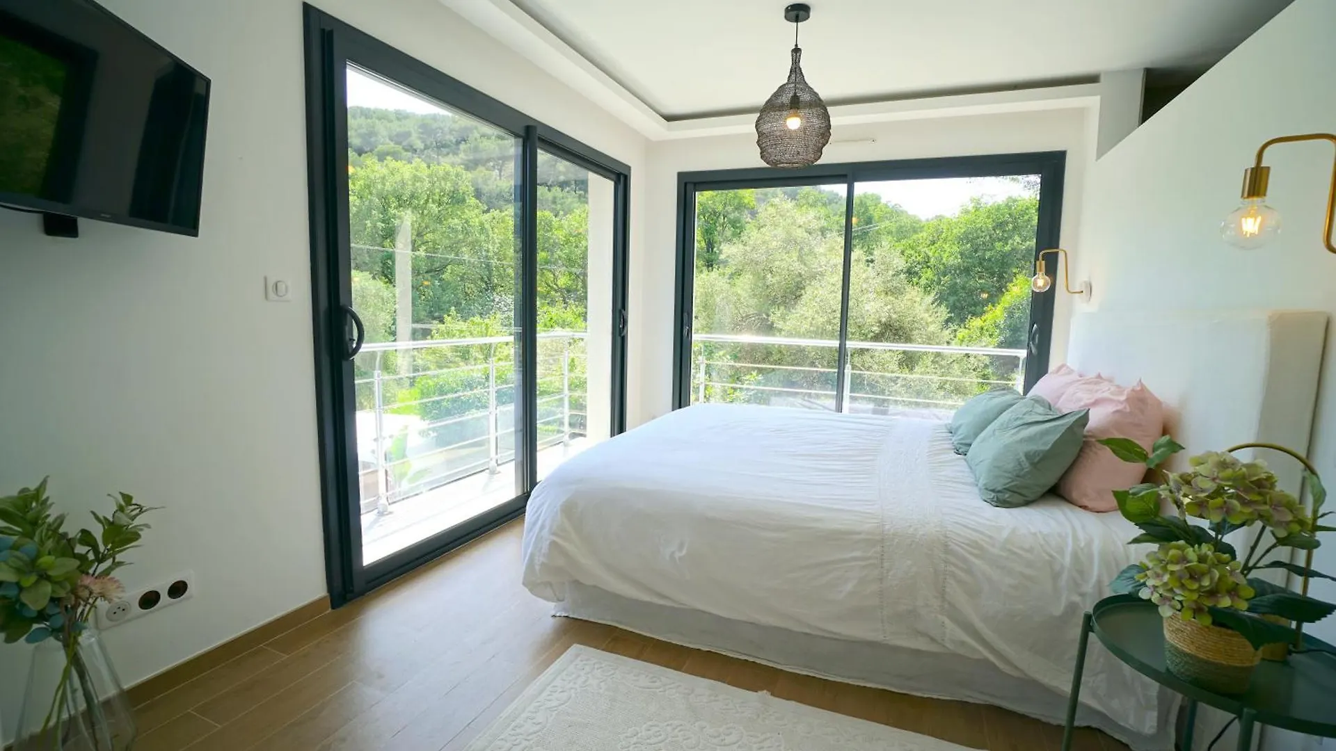 Villa Luxe Californienne - Piscine Poolhouse Antibes 0*,  France